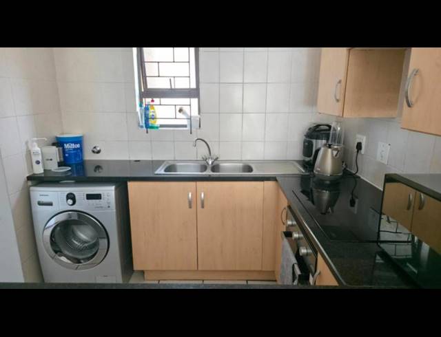 2 BEDROOM PROPERTY TO RENT IN LONEHILL